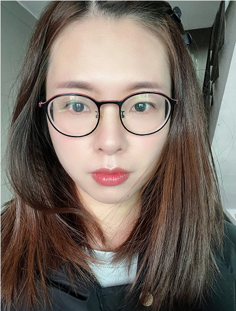 梁女士照片