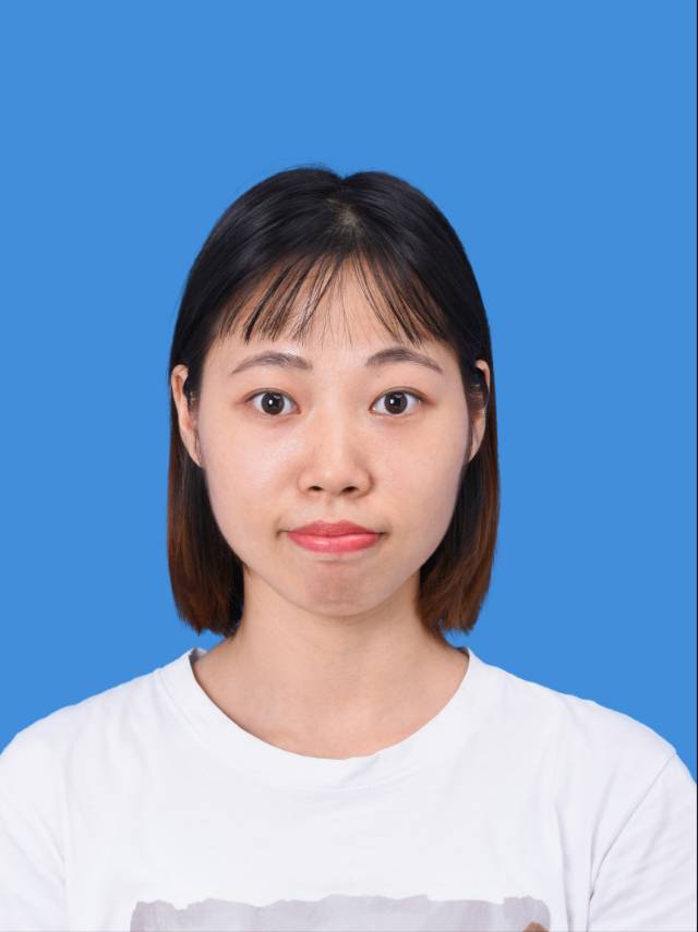 康女士照片